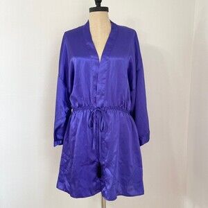 Vintage Victoria’s Secret Gold Label Purple Robe. Size M/L